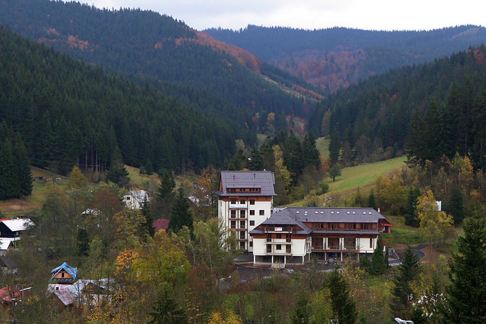 10_2010-Razula-01